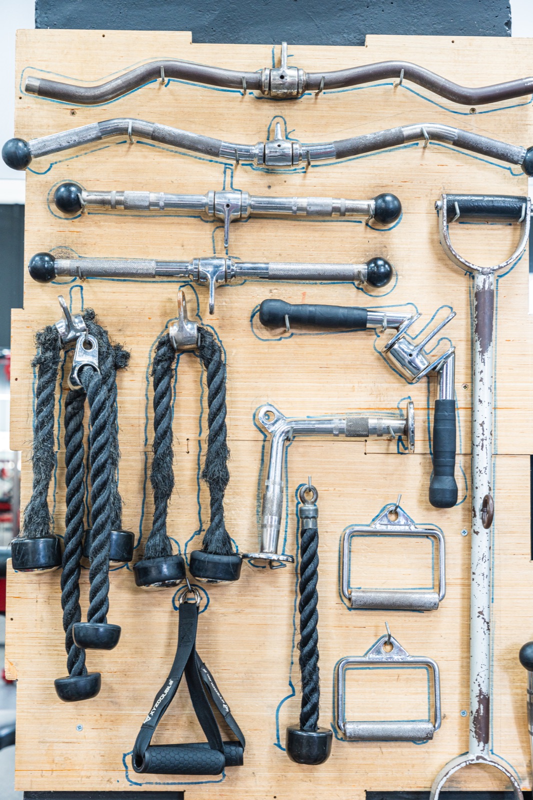 Detalle de accesorios y agarres en OSFIT